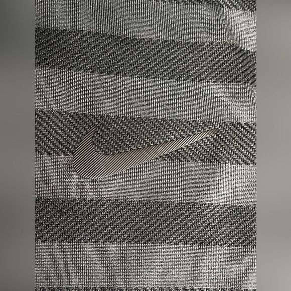 Nike Golf DriFit Striped Polo Shirt Small - Picture 3 of 8